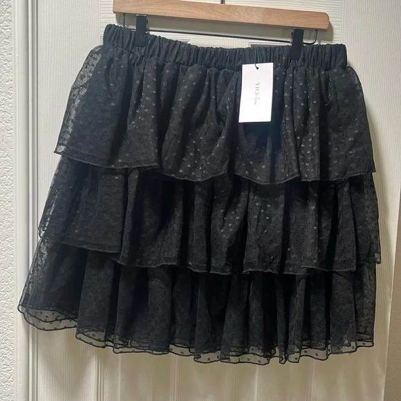 Vici Dresses & Skirts - NWT VICI X GINA Black Tulle Ruffle Mini Skirt